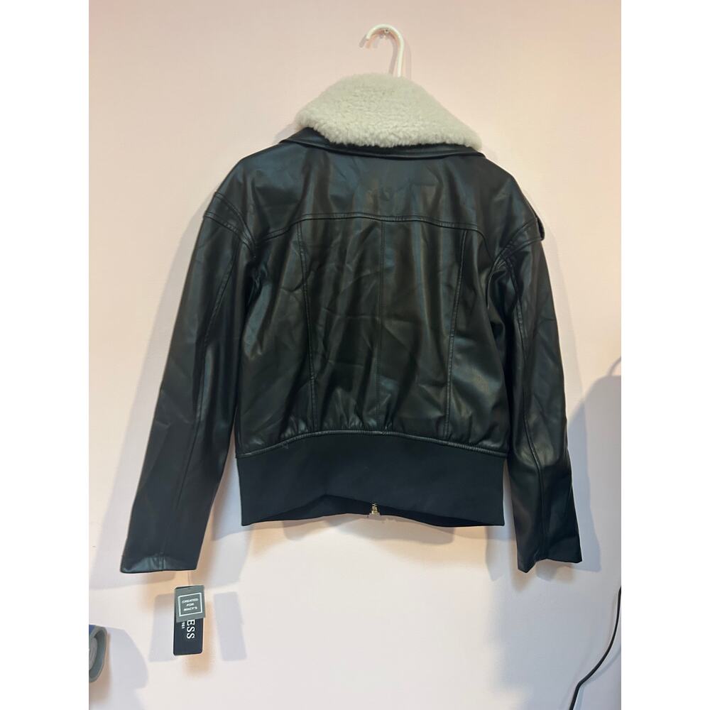 Guess Jacket *M* - Picture 5 of 7